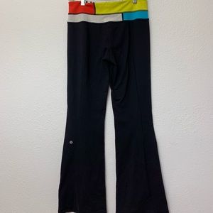 Colorblock Lululemon flared yoga pants